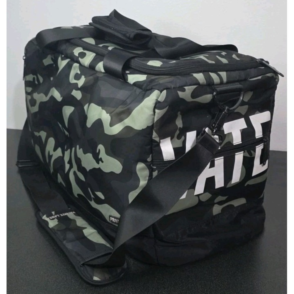RARE Private Label Duffle TRAVEL BAG Limited Edition Black Green Camo Full Size